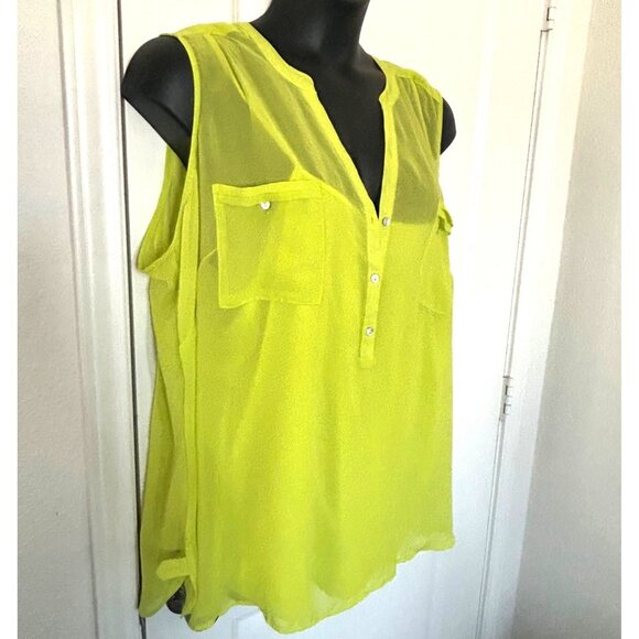 Sleeveless Neon Green  Sheer Button-Down Blouse With Front Pockets size 3X - Picture 2 of 10
